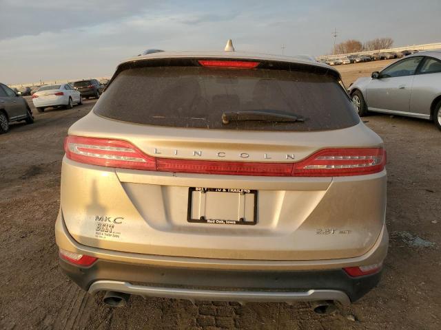 5LMTJ3DH9HUL32043 - 2017 LINCOLN MKC RESERVE TAN photo 6