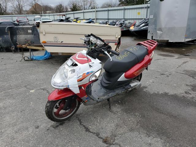 LFETCKPR4E1470174 - 2014 OTHER MOPED RED photo 2