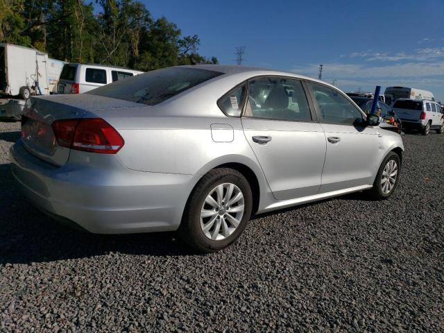 1VWAT7A30EC062689 - 2014 VOLKSWAGEN PASSAT S SILVER photo 3