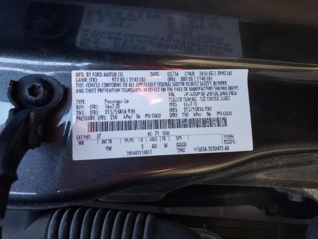 1FADP3F25GL289768 - 2016 FORD FOCUS SE GRAY photo 12