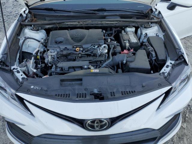 4T1C11AK2NU664053 - 2022 TOYOTA CAMRY LE WHITE photo 11