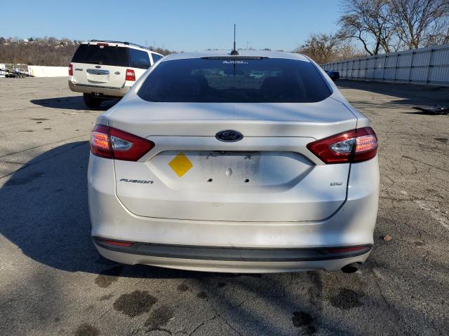 3FA6P0H72FR135227 - 2015 FORD FUSION SE WHITE photo 6