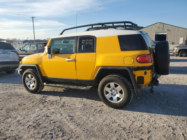 JTEBU11F570091990 - 2007 TOYOTA FJ CRUISER YELLOW photo 2