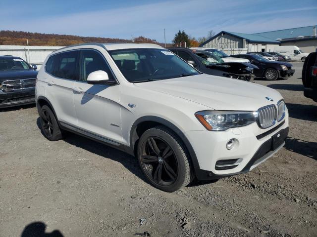 5UXWZ7C53G0R31620 - 2016 BMW X3 SDRIVE28I WHITE photo 4