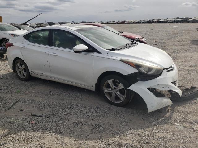 5NPDH4AE8GH689729 - 2016 HYUNDAI ELANTRA SE WHITE photo 4