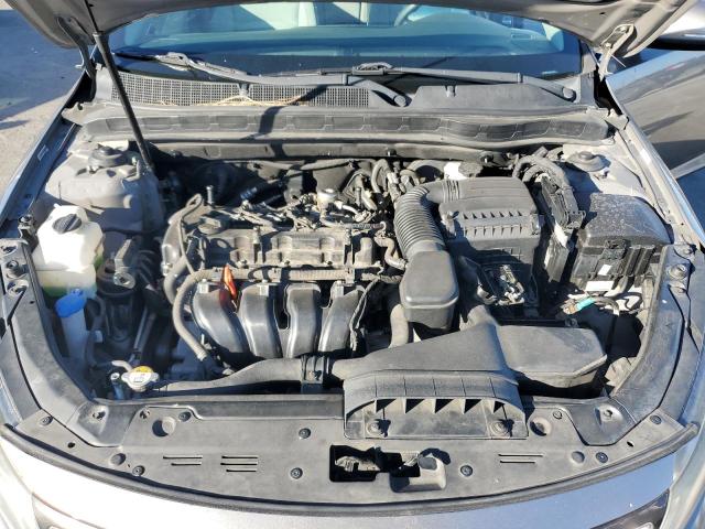 5XXGM4A72FG374476 - 2015 KIA OPTIMA LX SILVER photo 11