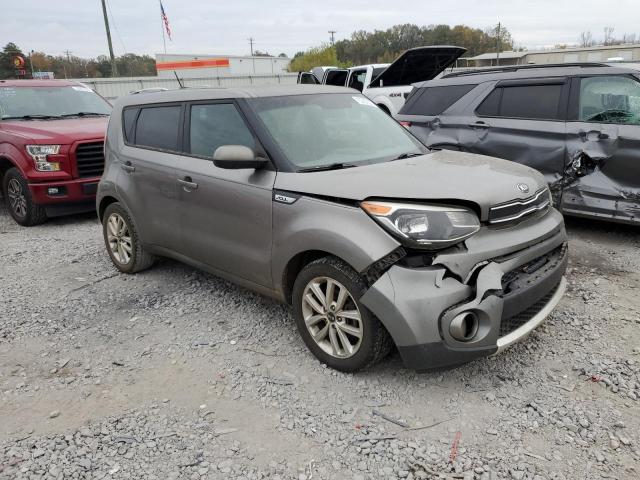 KNDJP3A52H7416548 - 2017 KIA SOUL + SILVER photo 4