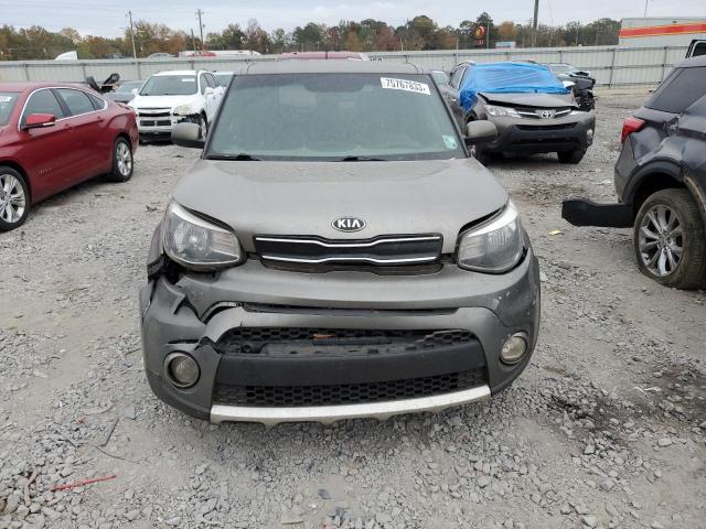 KNDJP3A52H7416548 - 2017 KIA SOUL + SILVER photo 5