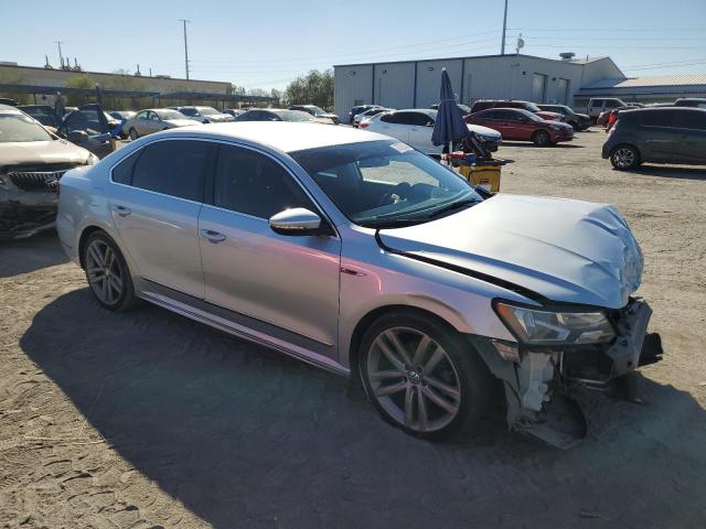 1VWDT7A35HC051382 - 2017 VOLKSWAGEN PASSAT R-LINE Արծաթագույն լուսանկար 4