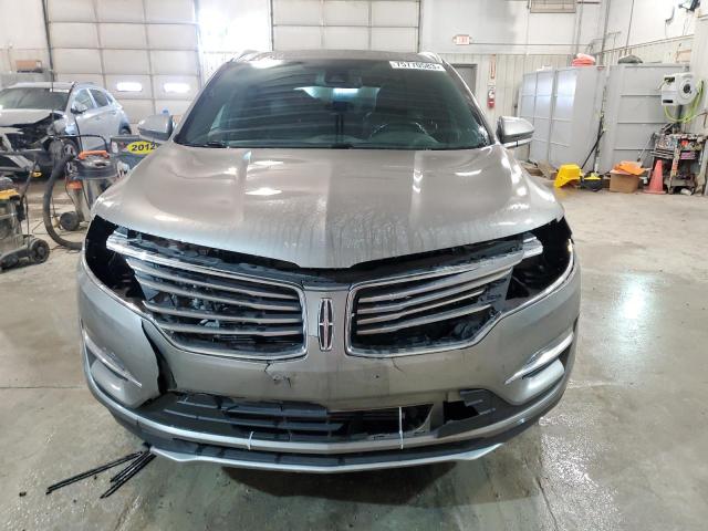 5LMCJ3D97HUL51442 - 2017 LINCOLN MKC RESERVE SILVER photo 5