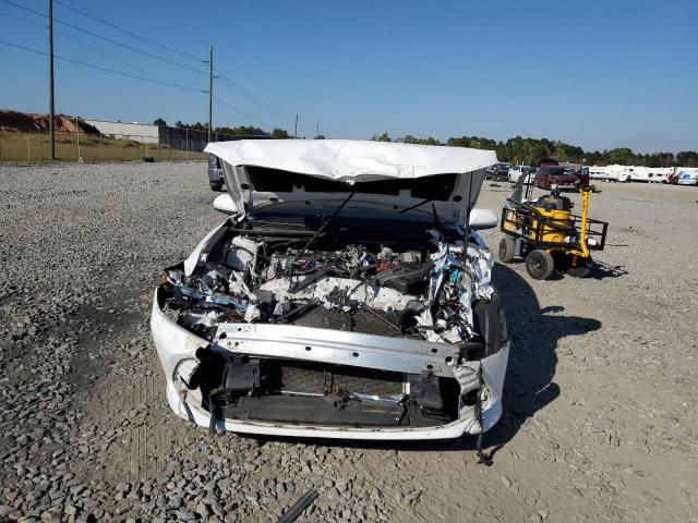 4T1B11HKXKU831109 - 2019 TOYOTA CAMRY L WHITE photo 5