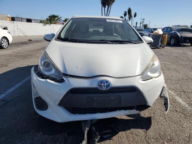 JTDKDTB38G1136340 - 2016 TOYOTA PRIUS C WHITE photo 5