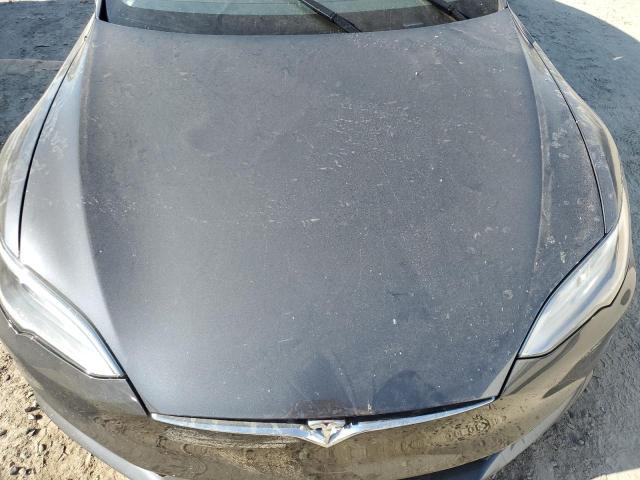 5YJSA1E21JF274767 - 2018 TESLA MODEL S GRAY photo 11