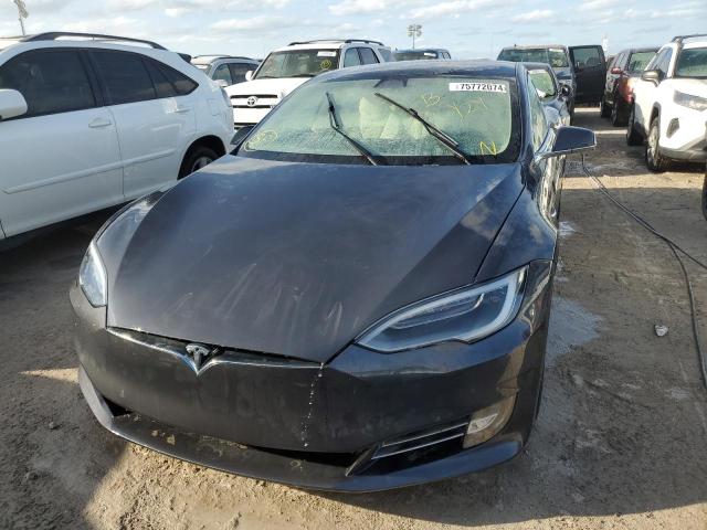 5YJSA1E21JF274767 - 2018 TESLA MODEL S GRAY photo 5