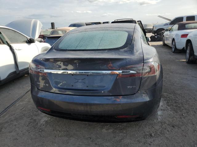 5YJSA1E21JF274767 - 2018 TESLA MODEL S GRAY photo 6