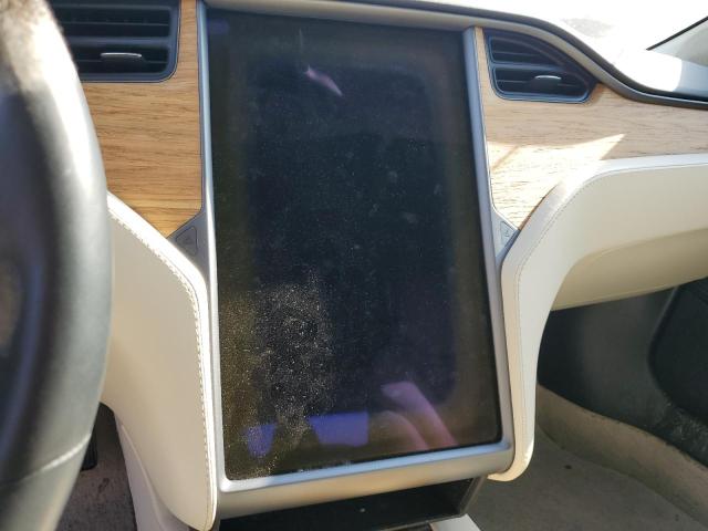 5YJSA1E21JF274767 - 2018 TESLA MODEL S GRAY photo 9