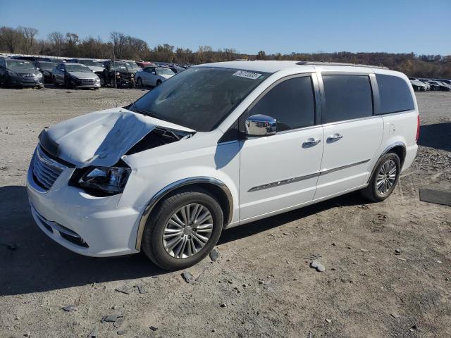 2C4RC1CG2ER453417 - 2014 CHRYSLER TOWN & COU TOURING L WHITE photo 1