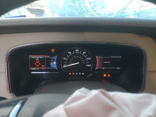 5LMJJ2HT4FEJ01140 - 2015 LINCOLN NAVIGATOR შავი ფოტო 9