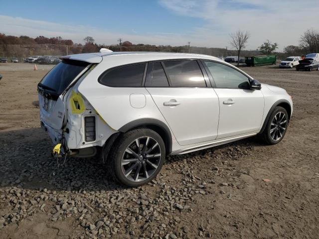 YV440MWM7J2043868 - 2018 VOLVO V60 CROSS PLATINUM WHITE photo 3