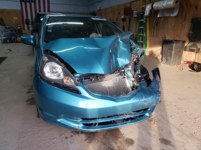 JHMGE8H36DC058050 - 2013 HONDA FIT BLUE photo 5