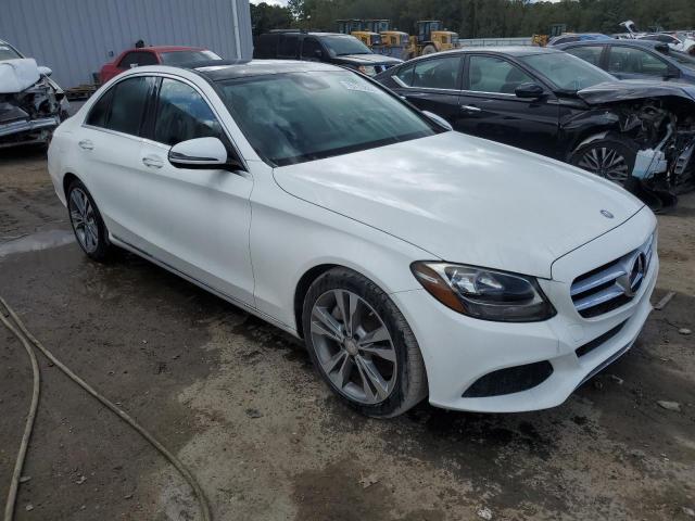 WDDWF4JB7GR147279 - 2016 MERCEDES-BENZ C 300 WHITE photo 4