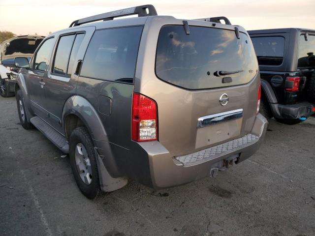 5N1AR18W55C760807 - 2005 NISSAN PATHFINDER LE SILVER photo 2