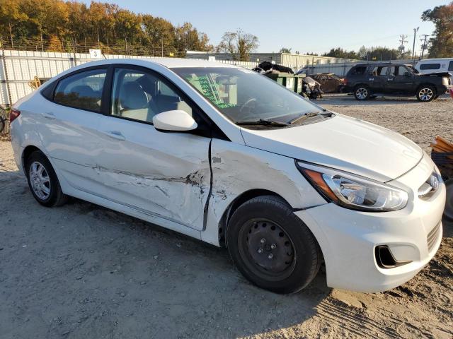 KMHCT4AE1FU892939 - 2015 HYUNDAI ACCENT GLS WHITE photo 4