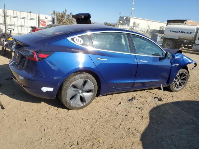 5YJ3E1EA8JF013152 - 2018 TESLA MODEL 3 BLUE photo 3