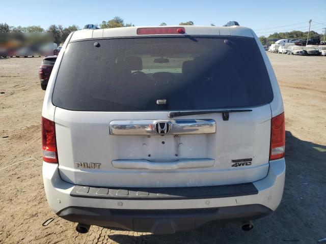 5FNYF4H96FB047409 - 2015 HONDA PILOT TOURING WHITE photo 6