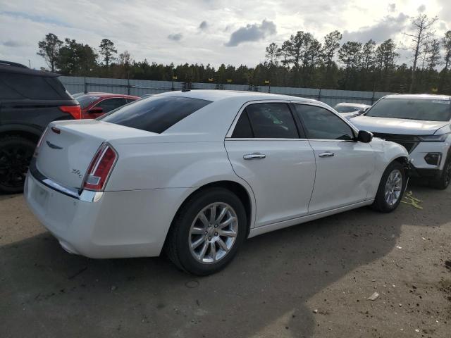 2C3CA6CT4BH528534 - 2011 CHRYSLER 300C WHITE photo 3