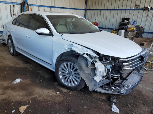 1VWBT7A36GC043930 - 2016 VOLKSWAGEN PASSAT SE WHITE photo 4