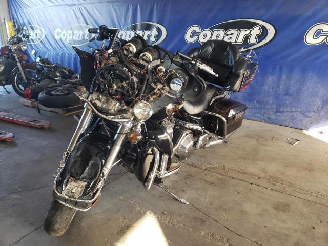 1HD1FCW14YY618342 - 2000 HARLEY-DAVIDSON FLHTCUI 黑色 照片 2