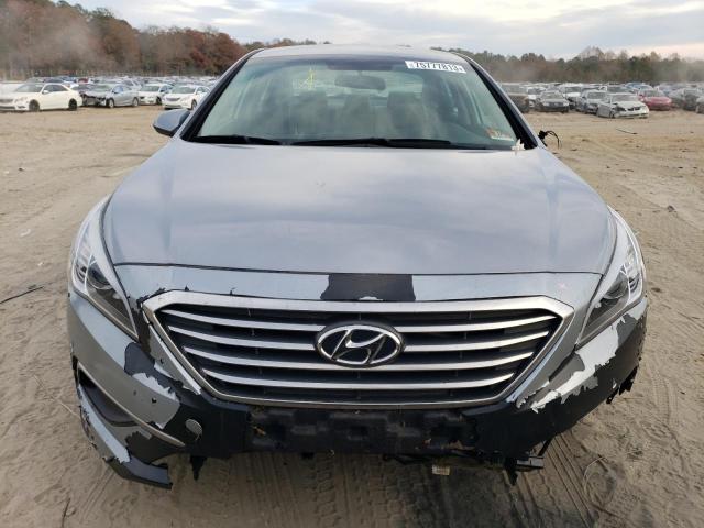 5NPE24AF0HH532048 - 2017 HYUNDAI SONATA SE SILVER photo 5