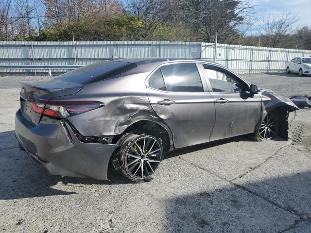 4T1G11AK3PU788661 - 2023 TOYOTA CAMRY SE NIGHT SHADE GRAY photo 3