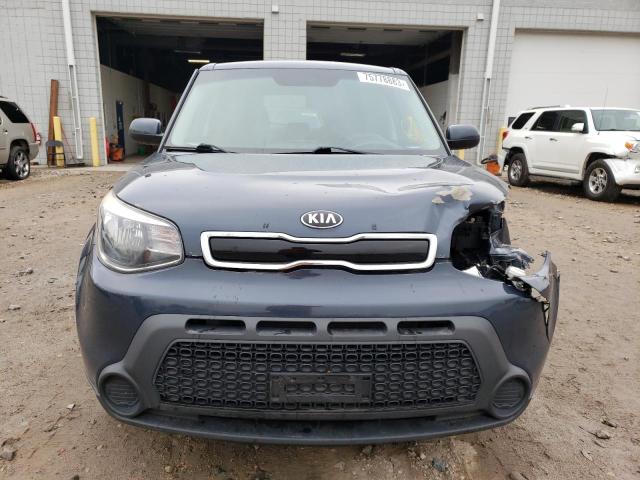 KNDJP3A50F7126824 - 2015 KIA SOUL + BLUE photo 5