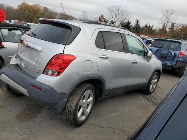 3GNCJRSB6GL246567 - 2016 CHEVROLET TRAX LTZ SILVER photo 3