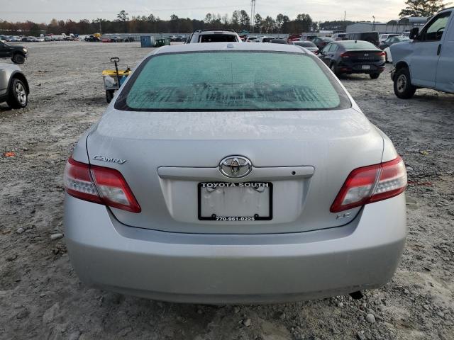 4T1BF3EK3BU654582 - 2011 TOYOTA CAMRY BASE SILVER photo 6