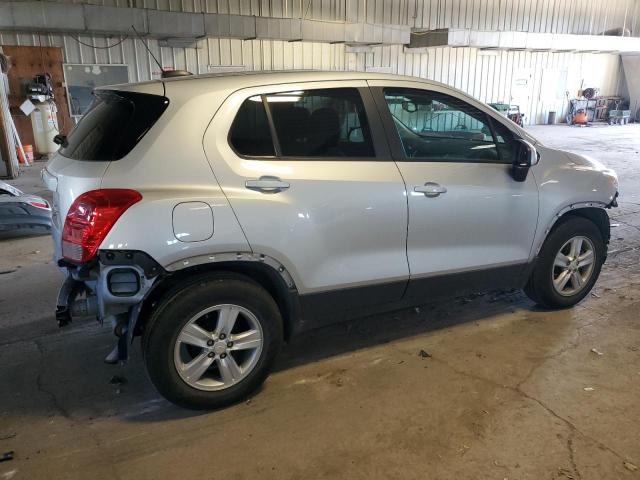 3GNCJKSB0KL403011 - 2019 CHEVROLET TRAX LS SILVER photo 3