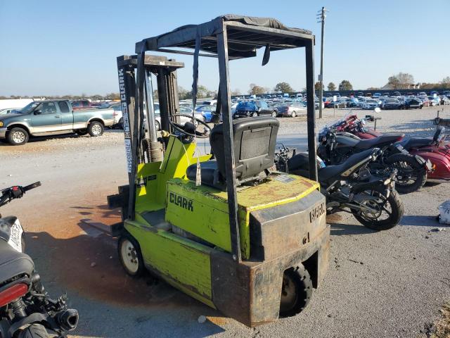 TM145544GEF4800 - 1983 FORK LIFT GREEN photo 3