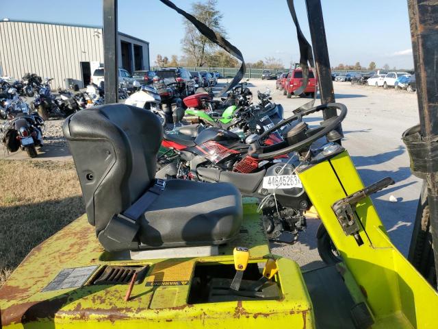 TM145544GEF4800 - 1983 FORK LIFT GREEN photo 5