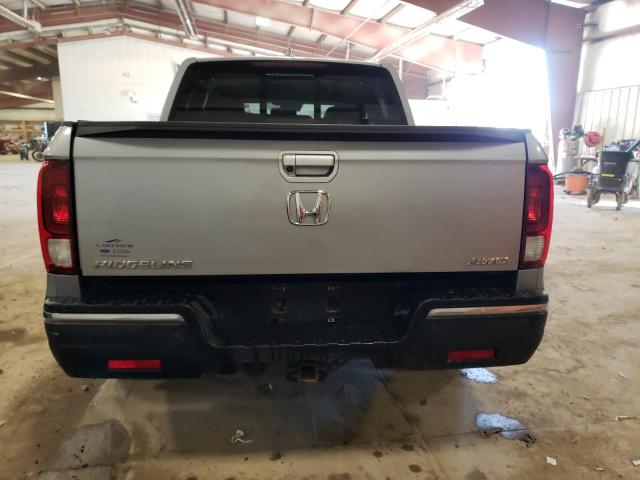 5FPYK3F73HB037180 - 2017 HONDA RIDGELINE RTL 银色 照片 6