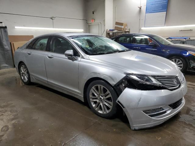 3LN6L2GK9ER820956 - 2014 LINCOLN MKZ SILVER photo 4