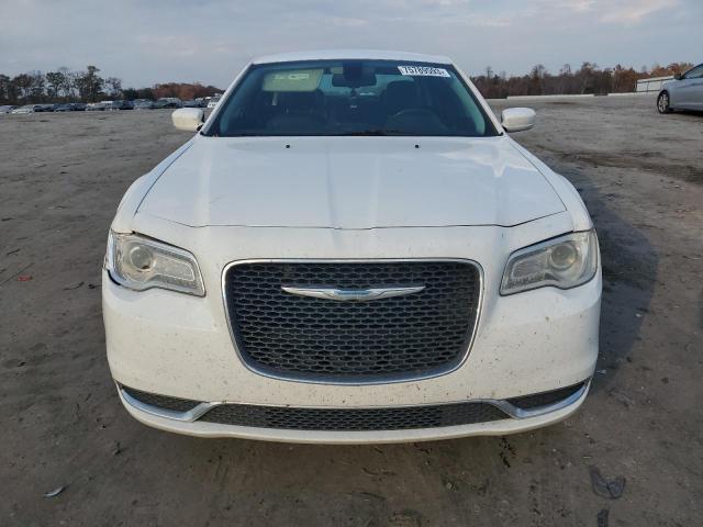 2C3CCAAG8FH760434 - 2015 CHRYSLER 300 LIMITED WHITE photo 5