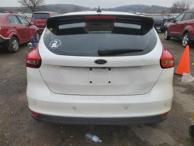 1FADP3N29JL252506 - 2018 FORD FOCUS TITANIUM WHITE photo 6