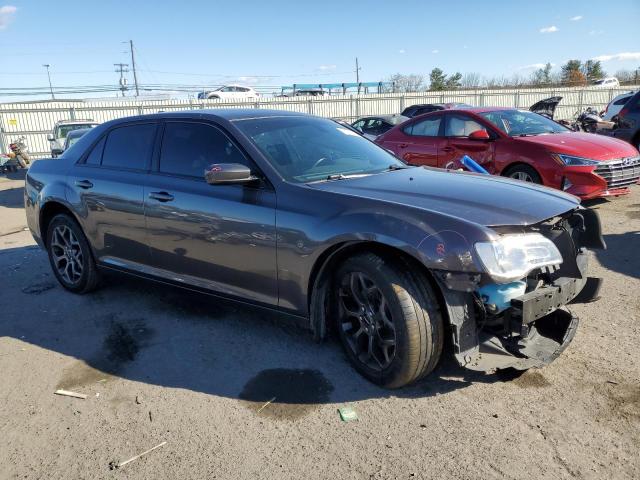 2C3CCAGG2JH149363 - 2018 CHRYSLER 300 S GRAY photo 4