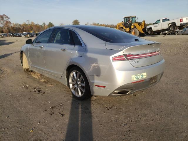 3LN6L2G92GR628746 - 2016 LINCOLN MKZ SILVER photo 2