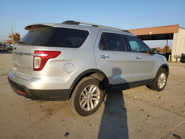 1FM5K8D89DGA99943 - 2013 FORD EXPLORER XLT SILVER photo 3