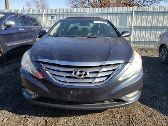 5NPEC4AB7CH362676 - 2012 HYUNDAI SONATA SE BLUE photo 5