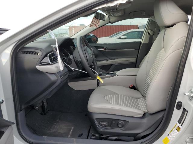 4T1G11AK8PU115560 - 2023 TOYOTA CAMRY SE NIGHT SHADE WHITE photo 7