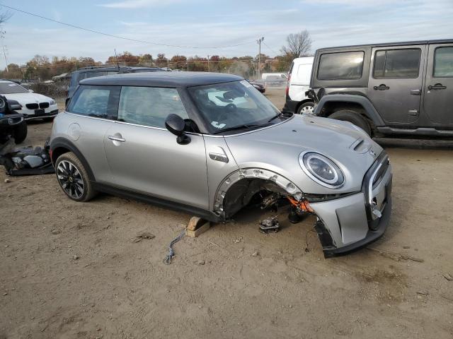 WMW13DJ01P2T81340 - 2023 MINI COOPER SE SILVER photo 4